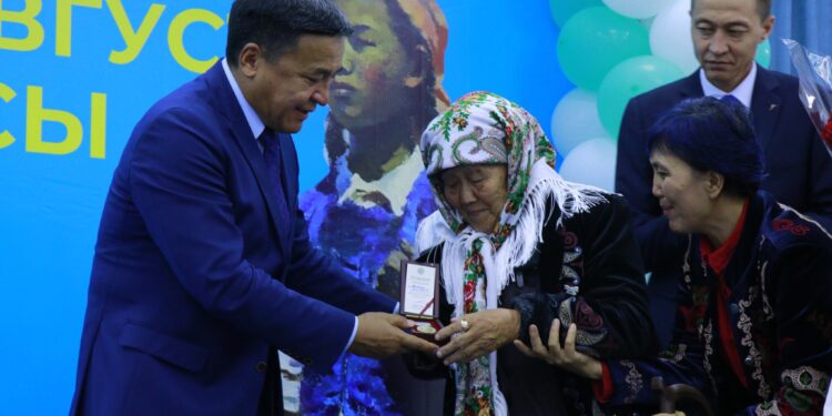 Өлкөдөгү 22 мугалим сыйланды. Тизме