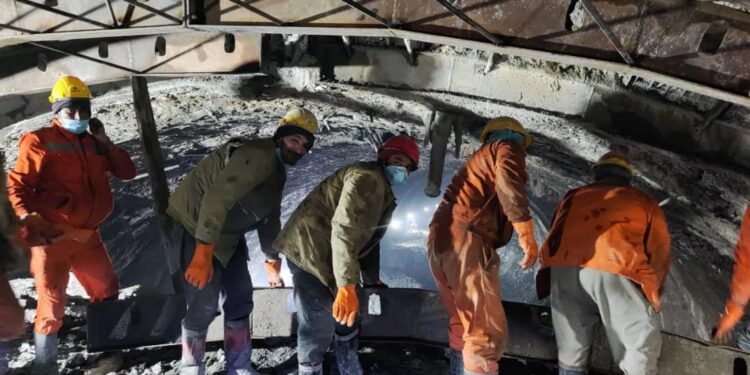 «Көк-Арт» тоннелин казуу иштери аяктады