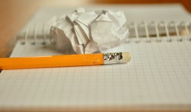 Ноокатта өз жанын кыйып, кат таштаган 8-класстын окуучусу. Шектүү камакта калтырылды