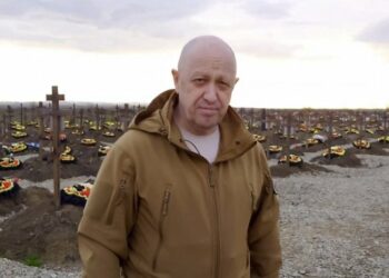 ЧВК «Вагнер» жетекчилери түндө авиакырсыкта набыт болгону айтылды. Соңку маалыматтар