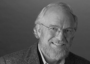 Adobe компаниясынын негиздөөчүсү жана PDF форматынын түзүүчүсү каза болду