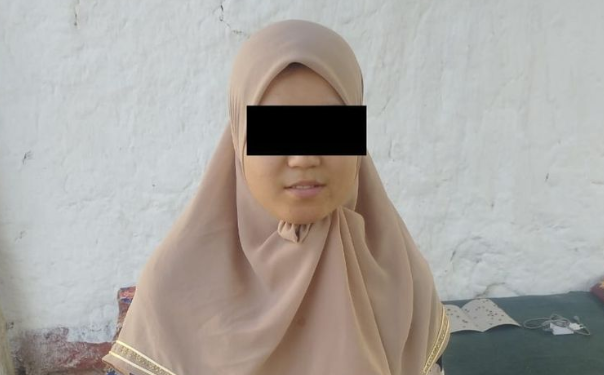 Ошто дайынсыз болуп жаткан 18 жаштагы кыз табылып, туугандарына өткөрүлдү