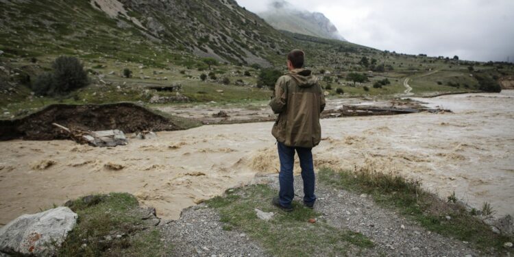 Шашылыш билдирүү: 15-16-сентябрь күндөрү Ысык-Көлдө сел жүрүшү мүмкүн