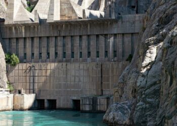 «Чыга албай калган». Токтогул ГЭСте суучул каза болду