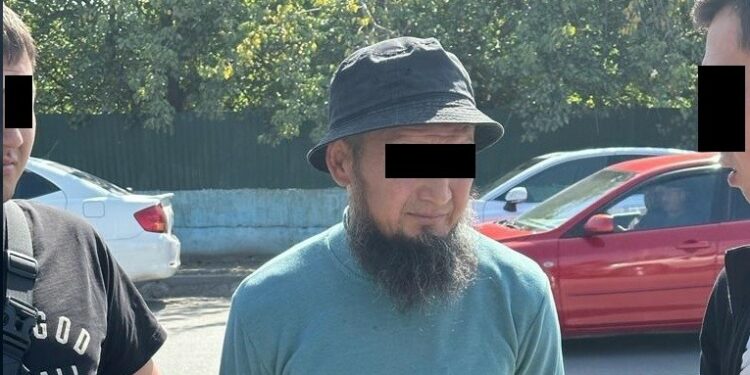 Баткенде уюшкан кылмыштуу топтун мүчөлөрү кармалды