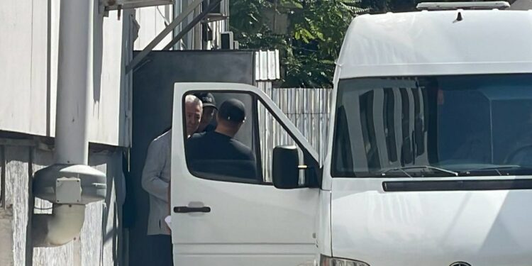 Адахан Мадумаров 24-октябрга чейин камакта калтырылды