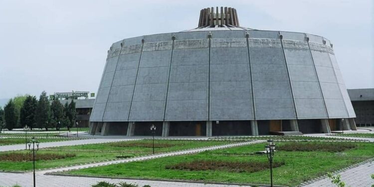 Тажикстанда Казакстан, Кыргызстан, Өзбекстан, Түркмөнстан артисттеринин коштоосунда  “Достук кечеси” өтөт