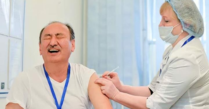 Алымкадыр Бейшеналиев кайрадан саламаттыкты сактоо министри кызматына келди