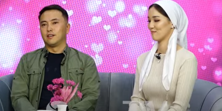 Максат Довранов: «Алтынай апама окшош болгон үчүн жүрөгүмдү багындырып алды»