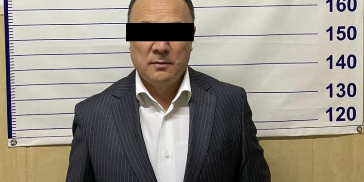 Президенттин атын жамынып, инвестордон акча талап кылган ишкер. ИИМ маалымат берди