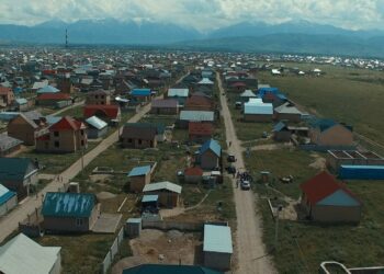 Бишкек милициясы Ак-Ордо конушунда ок атуунун үндөрү угулушу мүмкүн экенин эскертти