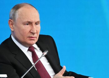 Путин: «Кыргызстандын бензин менен дизелге болгон керектөөсүн толугу менен камсыздайбыз»