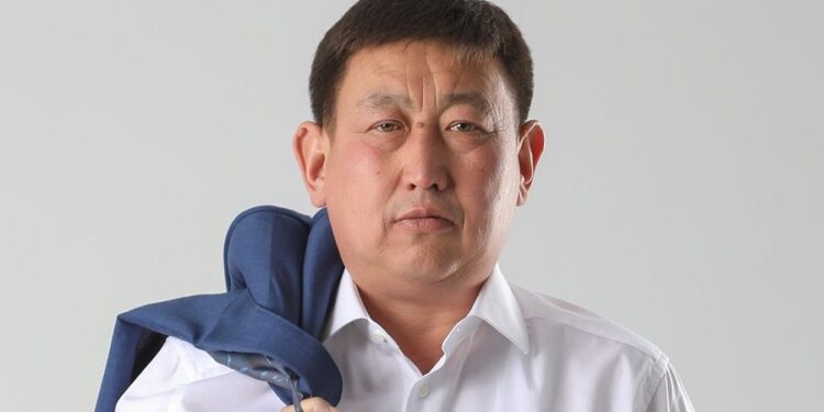 Депутат Акылбек Түмөнбаев УКМКга өзү барганын айтты