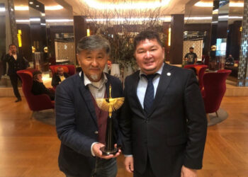 Актан Арым Кубат Бакудагы кинофестивалда сыйлык алды