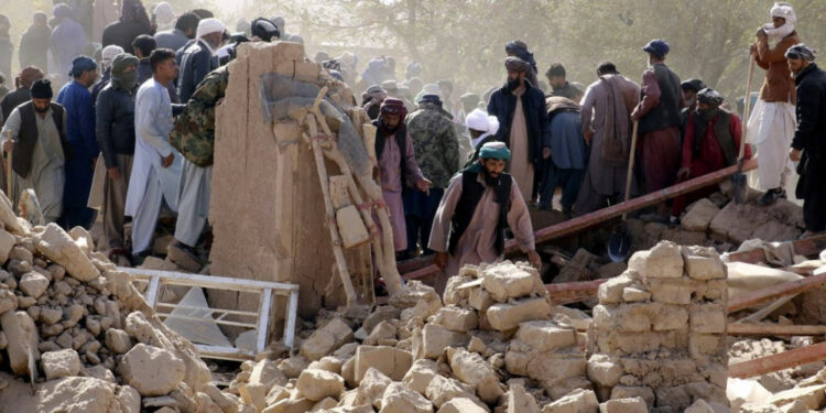 Ооганстанда күчү 6,3 жана 5 баллга жеткен эки жер титирөө болду (видео)