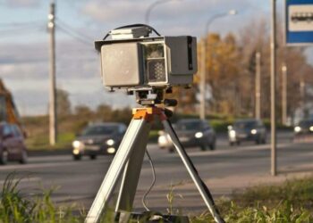 Депутат айланма жолдогу 90 чакырым ылдамдыктагы чектөөнү бизнес деп атады