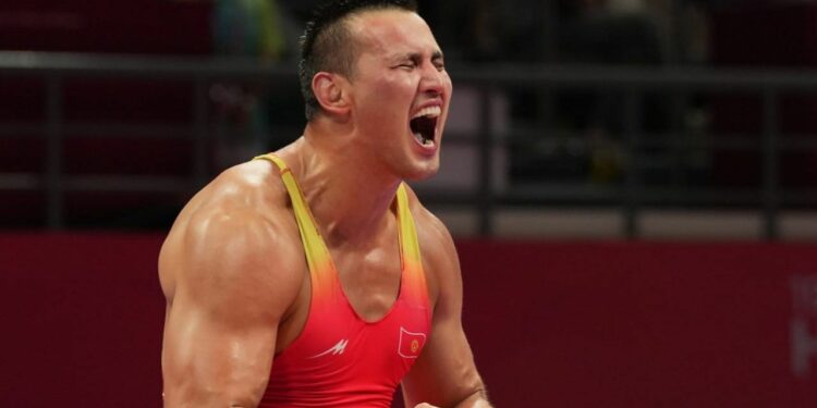 Азия оюндары: Айаал Лазарев коло байгенин ээси болду