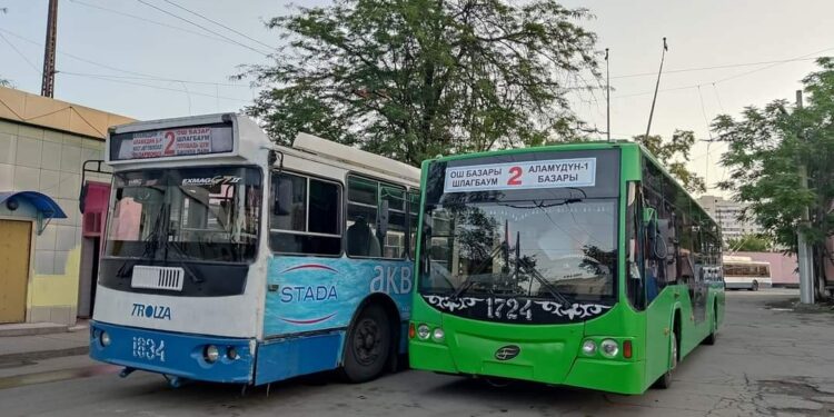 Бүгүн, эртең айрым троллейбустардын каттамы токтотулуп, кээ биринин маршруттук схемалары өзгөрөт