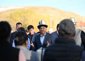 Нурлан Шакиев Эмгекчил айылында жаңы мектеп курууну табыштады