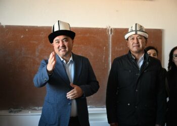 Нурланбек Шакиев: «Кылмыштуу топторго каршы аёосуз күрөш башталды»