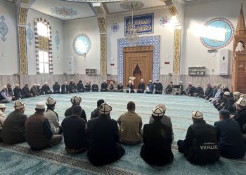 Бишкекте 74 мечиттин имамы Палестинада курман болгондорго дуба кылды