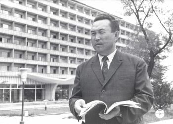 «Туулган күнүндө жерге берилген». Бүгүн Кыргыз эл акыны Жалил Садыковдун туулган күнү