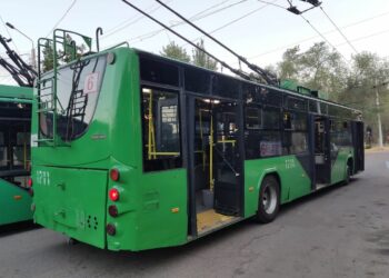 Бүгүн Бишкекте саат 12:00гө чейин троллейбус жүрбөйт