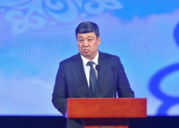 Бакыт Төрөбаев: «Кыргызстан 2006-жылдан бери “кара тизмеден” чыга албай келген. Эми жол ачылууда»