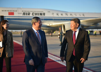 Акылбек Жапаров: «Кыргыз өлкөсүнүн Кытай менен мамилеси тарыхта болуп көрбөгөндөй жогорку деңгээлге жетти»