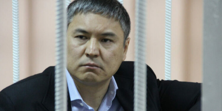 Камчы Көлбаевдин өлтүрүлүшү. Министрлик каза болгону айтылган 2 адамды тастыктаган эмес