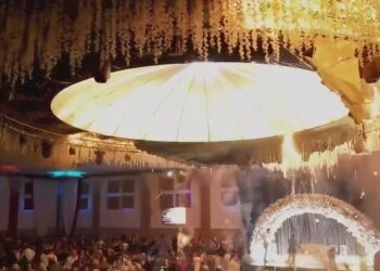 Иракта каргашалуу тойдо түгөйлөрдүн аман калганы маалым болду. Алар канча жакынын жоготконун айтышты