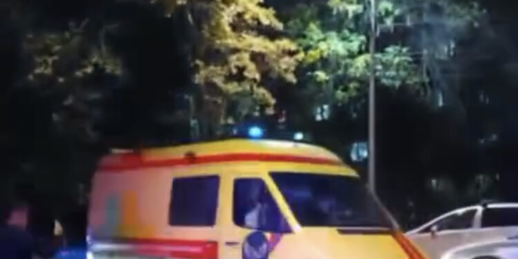 Камчы Көлбаевдин сөөгү бар делген унаа өлүкканага барды