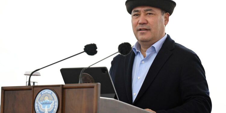 Садыр Жапаров Таласта “Асыл” спорт комплексин ачты (видео)