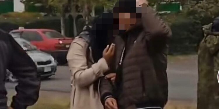 Кара-Балтада жубайы менен урушкан жигит темир жолго жатып алып, ызы-чуу кылды