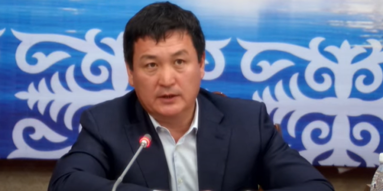 Депутат: «Кыргызстан менен Тажикстандын ортосундагы маселеге чекит коюлганы айтылып жатат»