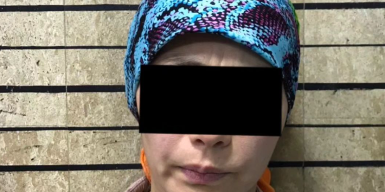 Бишкекте авиакассанын кызматкери алдамчылыкка шектелип кармалды