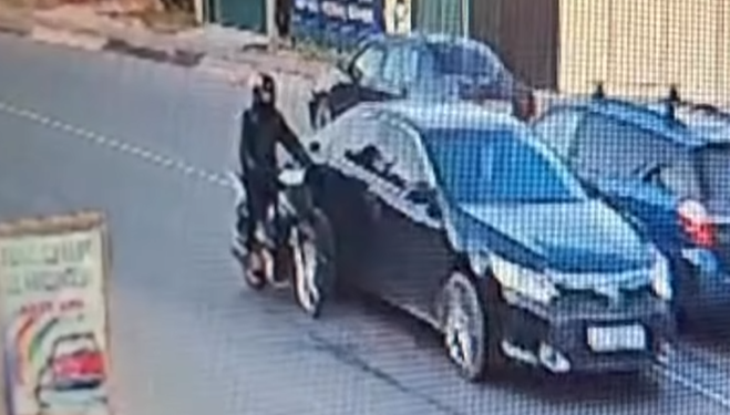 Ооруканага түшкөн журналист. «Мен өз жолум менен эле бара жаткам» дейт айдоочу