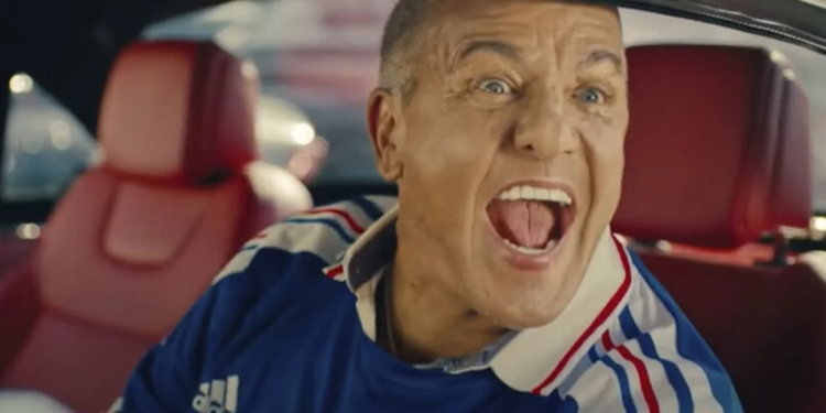 «Такси» тасмасынын жылдызы Өзбекстанда жарнамага тартылды (видео)