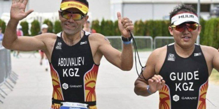 Баракелде! Жалалидин Абдувалиев Азиянын паралимпиада оюндарында күмүш жеңди