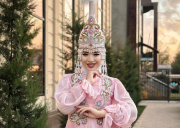 Бүгүн ырчы Кызсайкал Кабылованын туулган күнү