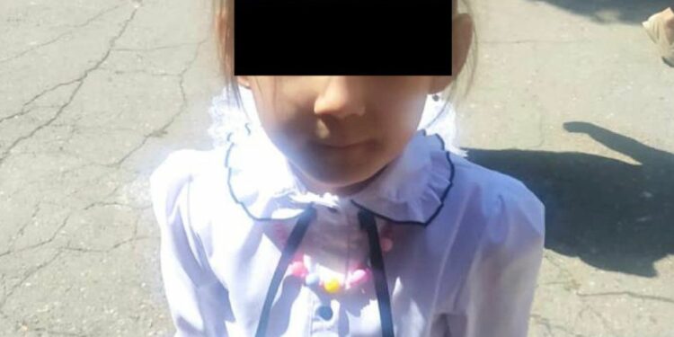 Бишкекте мектептен чыккан бойдон дайынсыз болуп жаткан кыз табылды