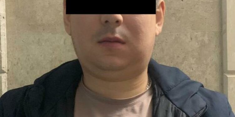 Бишкекте автобус айдоочусу менен мушташкан жаран 3 сутка камакта болот