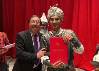 Өмүрбек Израилов, Анвар Осмоналиев… Кыргыз драма театрынын актёрлору сыйланышты (видео)