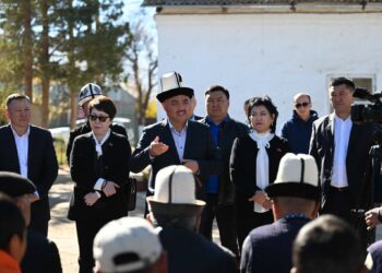 Шакиев: «Билим берүүнүн сапатынын начардыгы — бул негизги көйгөй»