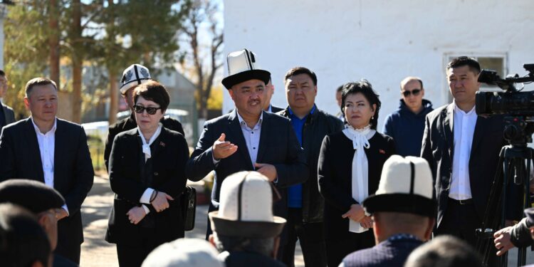 Шакиев: «Билим берүүнүн сапатынын начардыгы — бул негизги көйгөй»