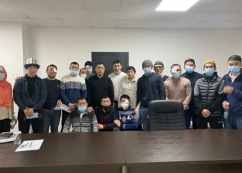 Октябрь окуясында көзүнөн жаракат алган жаран каралбай калдыбы? Президенттин маалымат катчысы жооп берди