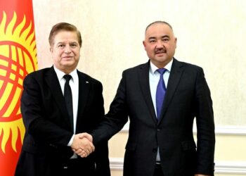 Нурланбек Шакиев: «Газа тилкесине Кыргызстан гуманитардык жардам жөнөтөт»