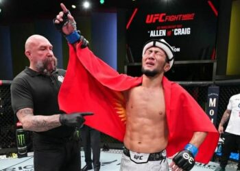 UFC турниринде кыргыз мушкери биринчи беттешинде жеңишке жетти