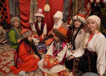 Түркияда Кыргызстандын маданият күндөрү өтүп жатат(сүрөт)