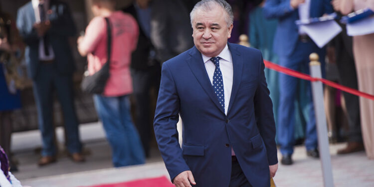 Текебаев: «Жапаровдун Германиядагы бизнес форумга келгени ишкерлерге ишеним берди»